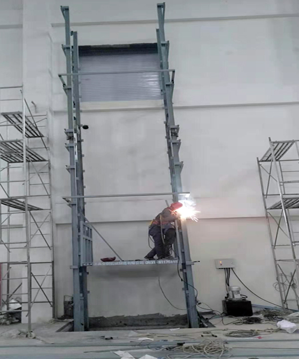 貨梯 (5) 貨梯 (5)